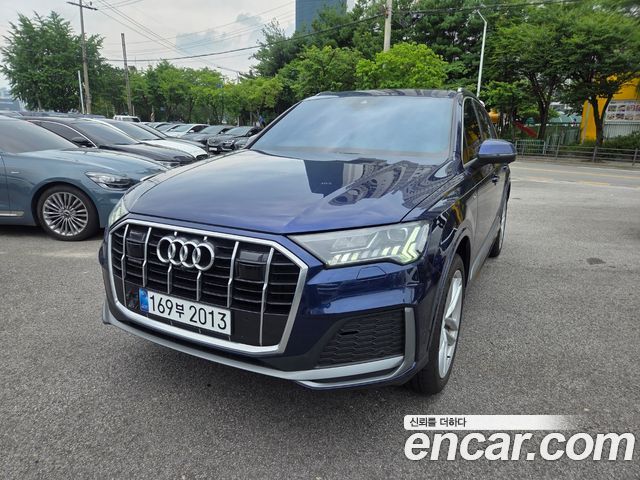 Audi Q7 45 TDI Quattro Premium - фото 0