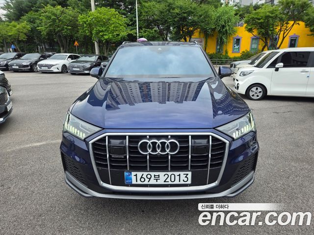 Audi Q7 45 TDI Quattro Premium - фото 1