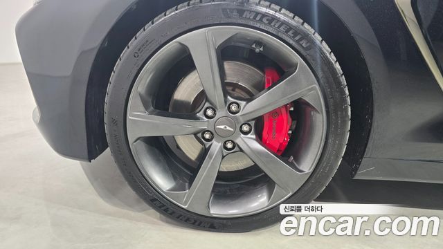 Genesis G70 3.3T Sport AWD Prestige - фото 4