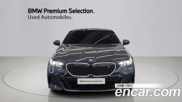 BMW i5 G60 eDrive 40 M Sport - фото 2