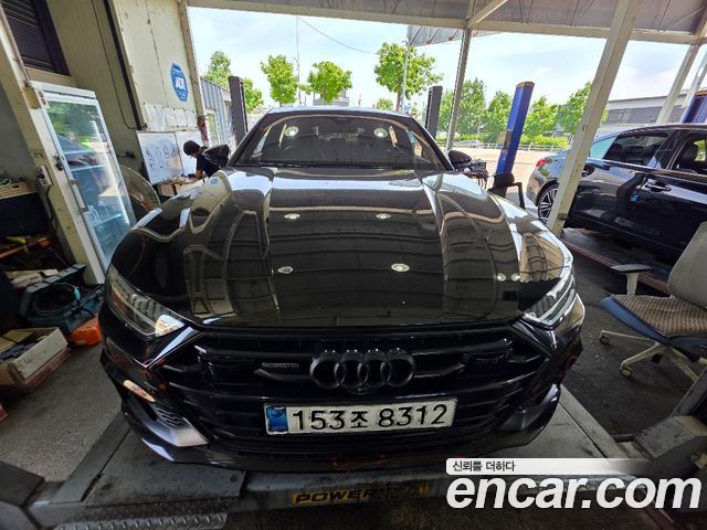 Audi A7 55 TFSI Quattro Premium - фото 0