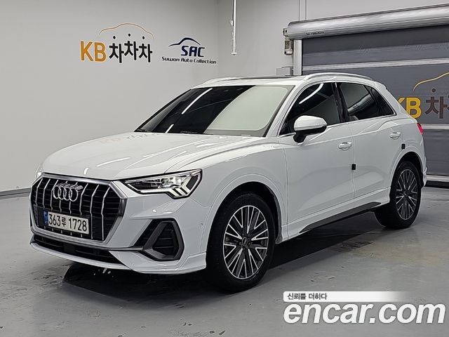 Audi Q3 F3 35 TDI Premium - фото 0
