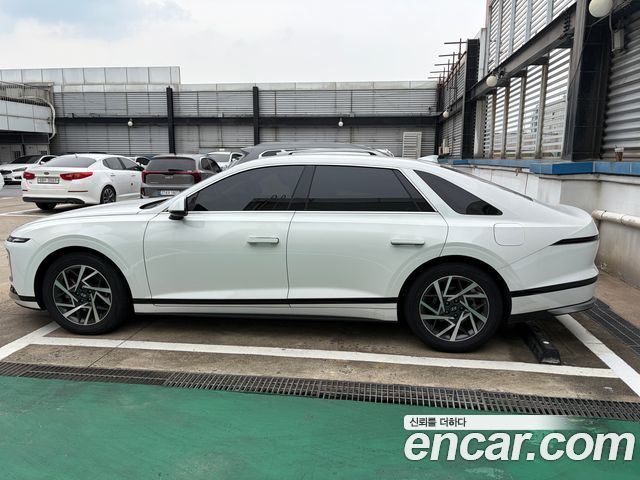 Hyundai Grandeur GN7 2,5 Gasoline 2WD Premium - фото 0