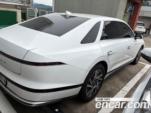 Hyundai Grandeur GN7 2,5 Gasoline 2WD Premium - фото 1