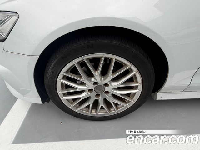 Audi A6 35 TDI C7 - фото 3