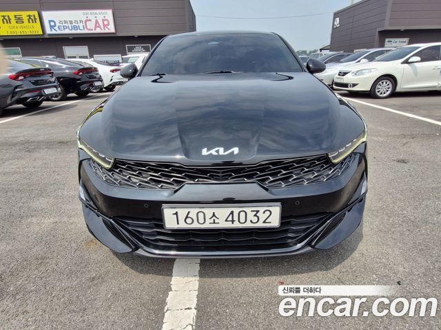 Kia K5 3-го поколения 2.0 Prestige - фото 0