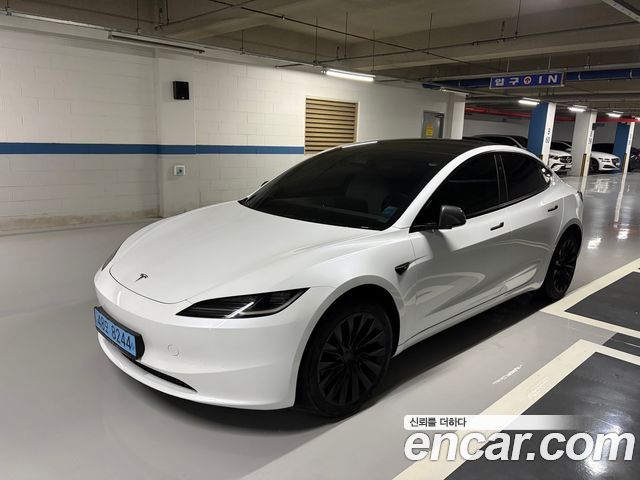 Tesla Model 3 RWD - фото 0