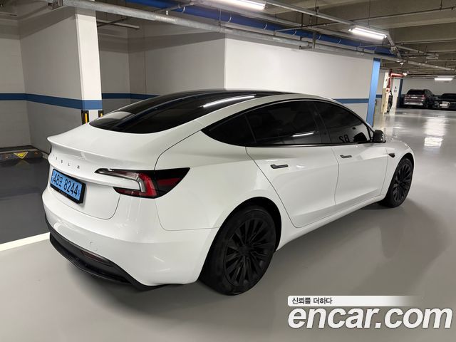 Tesla Model 3 RWD - фото 1