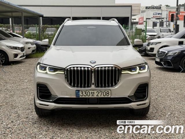 BMW X7 G07 xDrive 40d Design Pure Excellence 7-Seater - фото 0