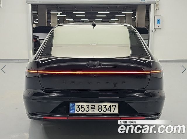 Hyundai Grandeur GN7, гибрид Calligraphy - фото 2