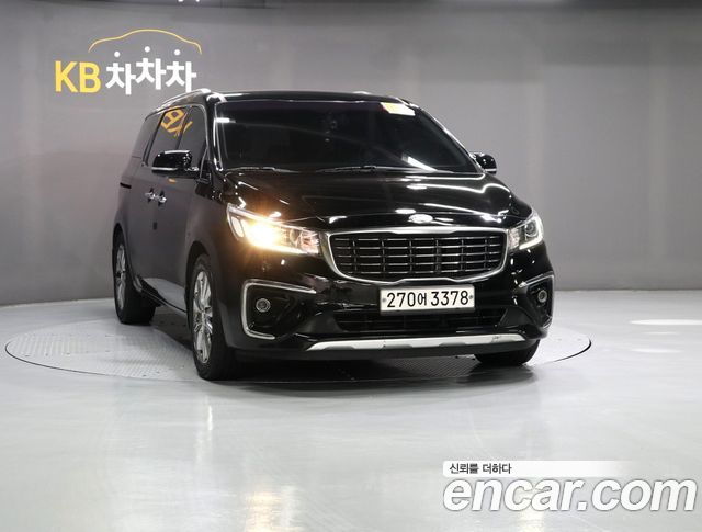 Kia Carnival Новый 9-Seater Prstige - фото 1