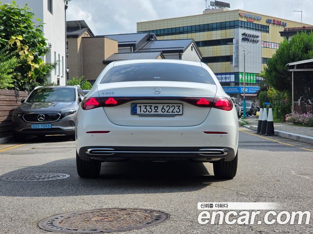 Mercedes-Benz E-Class W214 E200 Avantgarde - фото 4