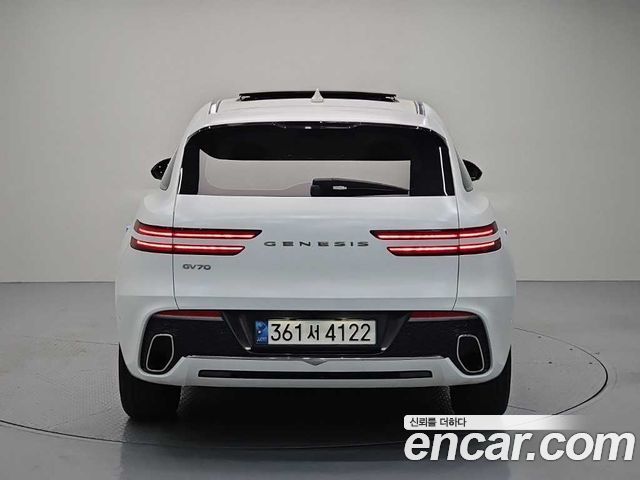 Genesis GV70 2.5T Gasoline 2WD - фото 2