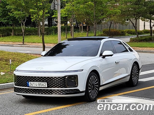 Hyundai Grandeur GN7, гибрид Calligraphy - фото 1