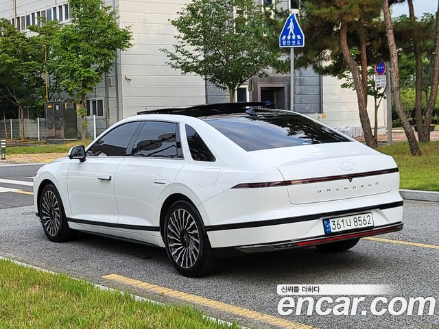 Hyundai Grandeur GN7, гибрид Calligraphy - фото 2