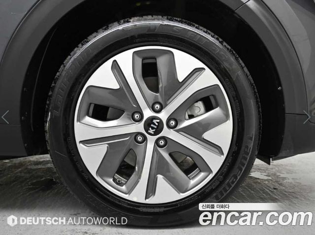 Kia Niro EV Noblesse - фото 4