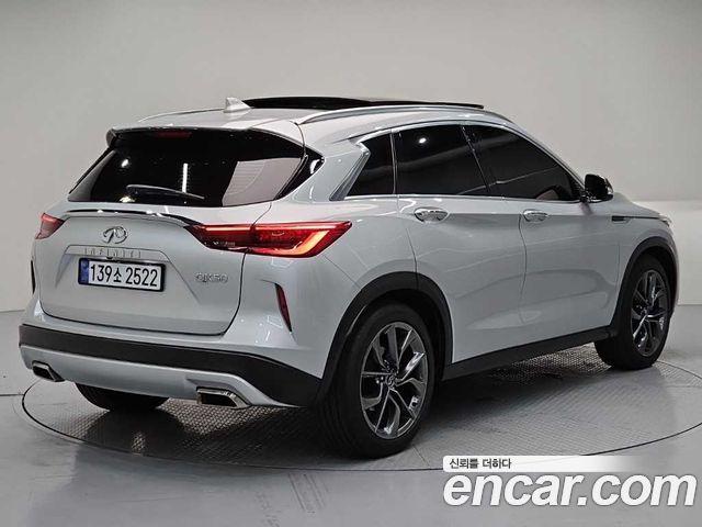 Infiniti QX50 2.0 Essential - фото 3