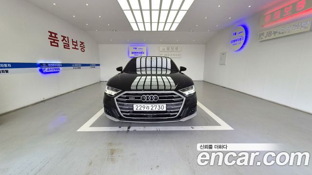 Audi A8 D5 55 TFSI Quattro LWB - фото 1