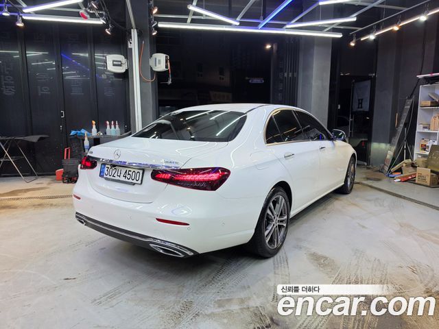 Mercedes-Benz E-Class W213 E350 4MATIC Avantgarde - фото 3