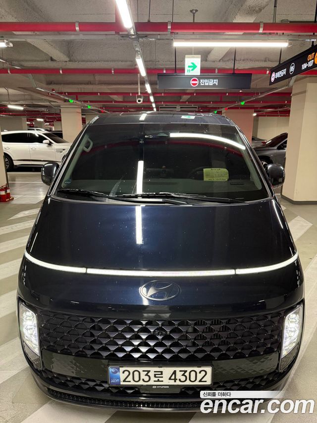 Hyundai Staria HEV 1.6 Lounge 9-Seater Inspiration - фото 2