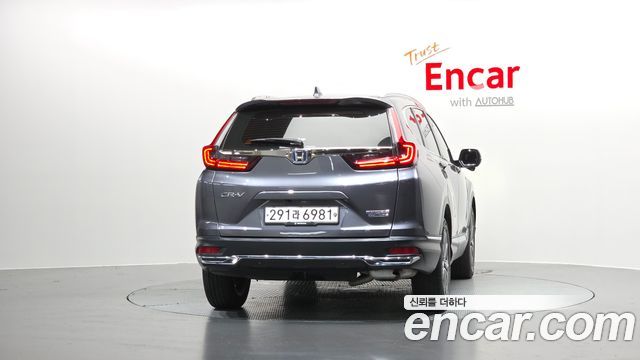 Honda CR-V 5-го поколения 2.0 Hybrid Touring 4WD - фото 2