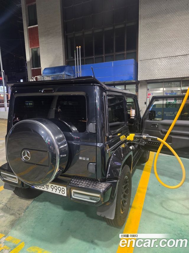 Suzuki Jimny 1.5 - фото 0