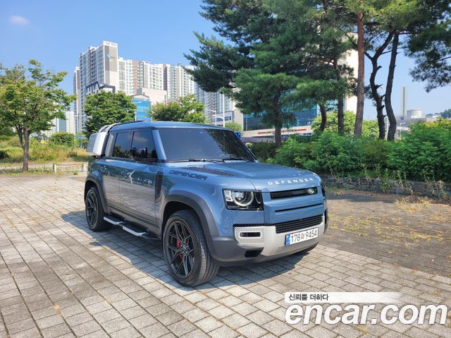 Land Rover Defender L663 110 D240 SE - фото 1