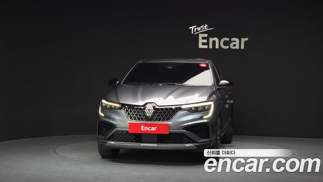 Renault Samsung Arkana 1.6 E-TECH Iconic - фото 2