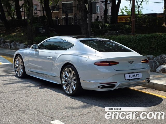 Bentley Continental GT 4.0 GT Mulliner - фото 1