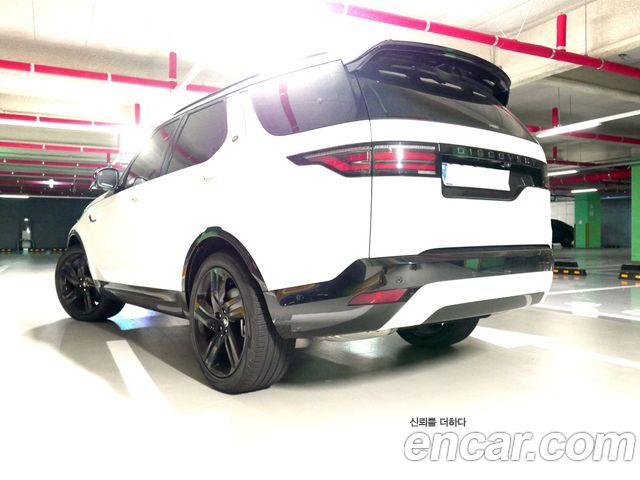 Land Rover Discovery D350 Dynamic HSE - фото 1