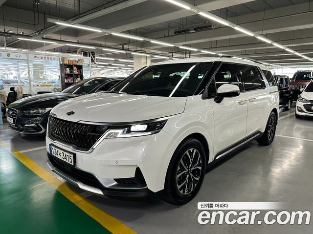 Kia Carnival 4-го поколения 9-Seater Noblesse - фото 0