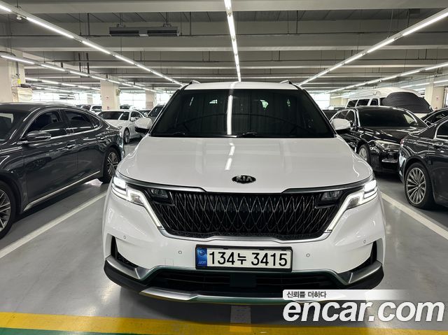 Kia Carnival 4-го поколения 9-Seater Noblesse - фото 1