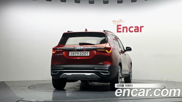Kia Seltos Gasoline 1.6 Turbo 4WD Signature - фото 3
