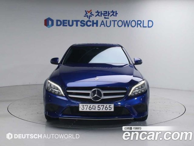 Mercedes-Benz C-Class W205 C200 - фото 2