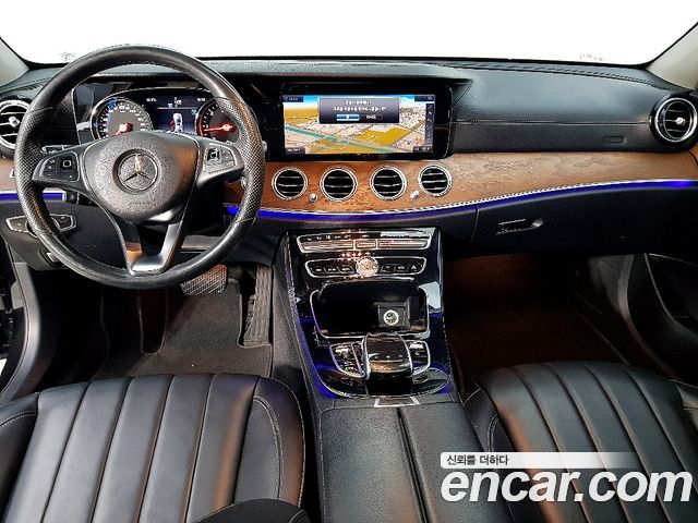 Mercedes-Benz E-Class W213 E220d Exclusive - фото 4