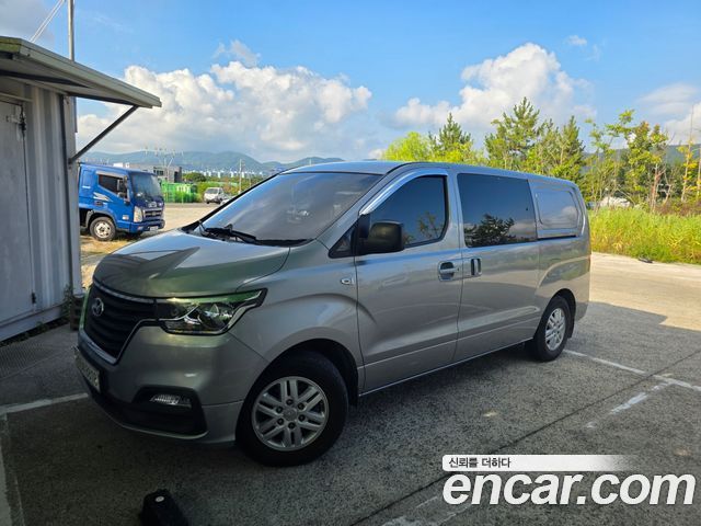 Hyundai Starex Новый Van 5-Seater Smart - фото 0