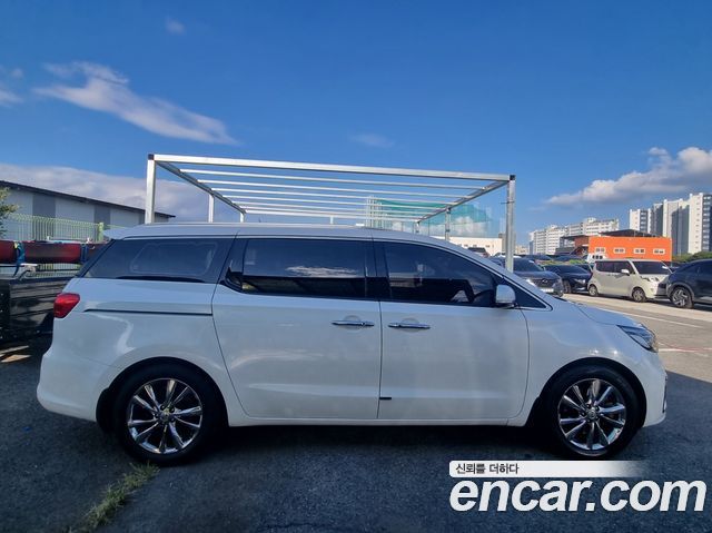 Kia Carnival Новый 9-Seater Noblesse - фото 3