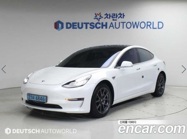 Tesla Model 3 Long Range AWD - фото 0