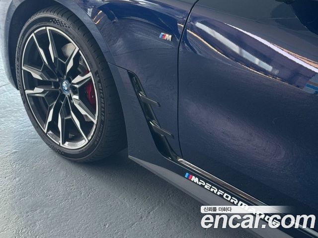 BMW i4 M50 Pro First Edition - фото 2