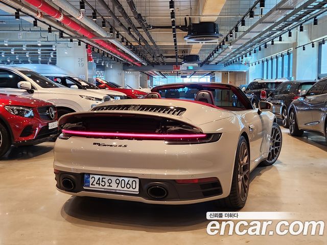Porsche 911 Carrera 4S Cabriolet - фото 2