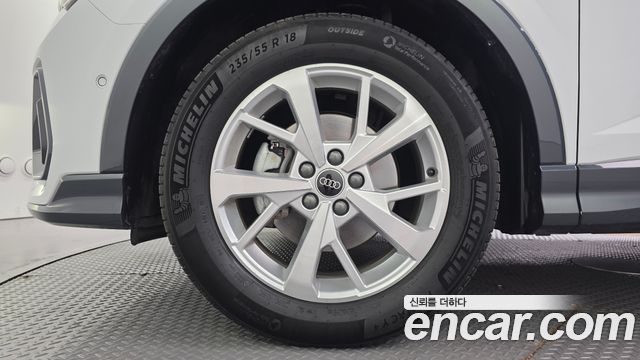 Audi Q3 F3 35 TDI Sportback - фото 4
