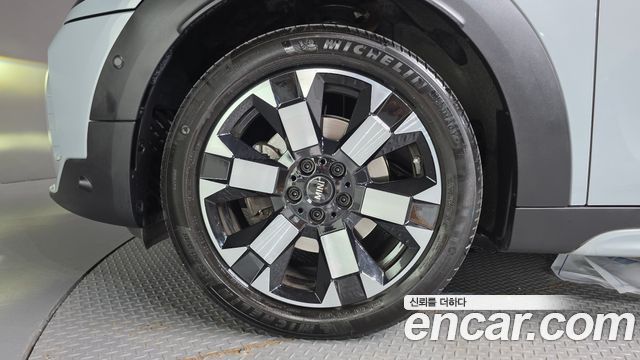 Mini Countryman Untamed Edition 2nd Gen - фото 4