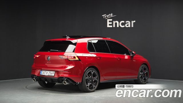 Volkswagen Golf 8-го поколения 2.0 GTI - фото 1