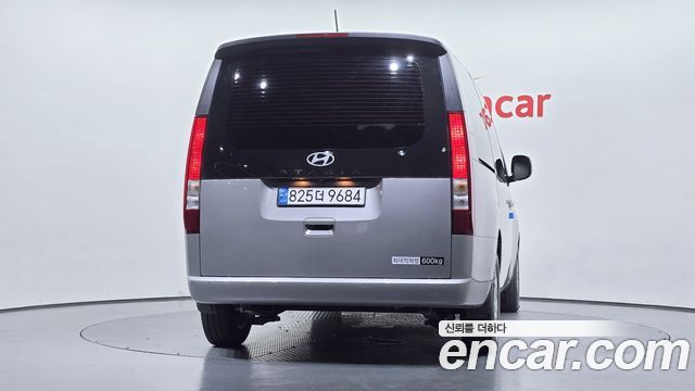Hyundai Staria Cargo 5-Seater Modern - фото 3