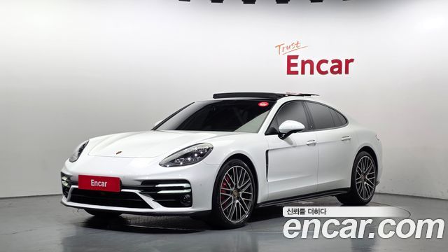 Porsche Panamera 4.0 GTS - фото 0
