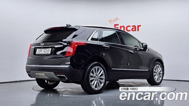 Cadillac XT5 3.6 Platinum - фото 1
