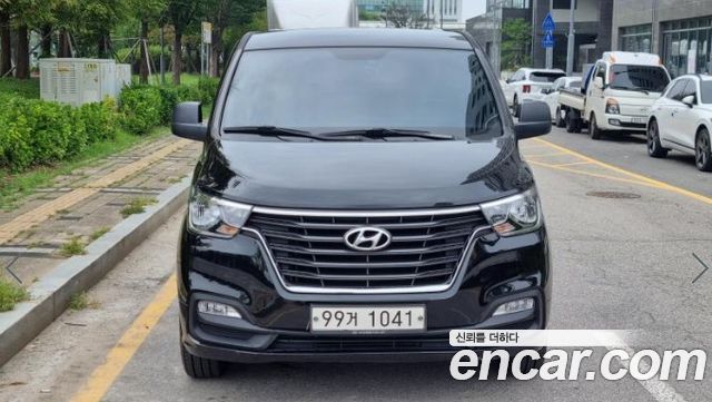 Hyundai Starex New Van 5-Seater Modern - фото 1