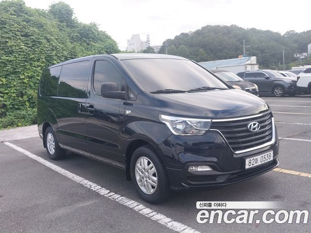 Hyundai Starex New Van 3-Seater Smart - фото 2