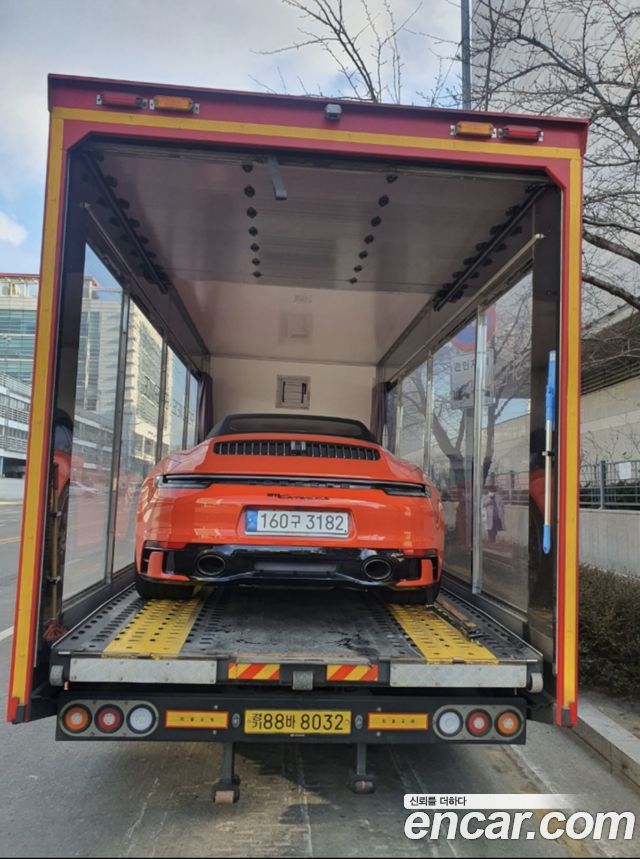 Porsche 911 Carrera 4S Cabriolet - фото 1
