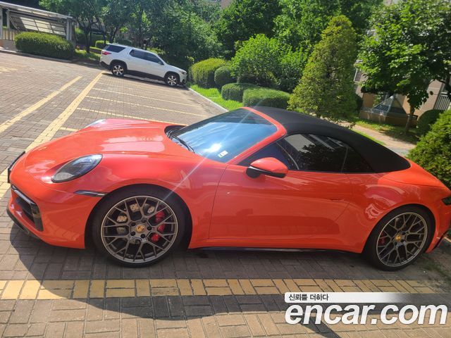 Porsche 911 Carrera 4S Cabriolet - фото 3